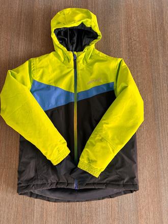 Vetrovka 158, crivit,158