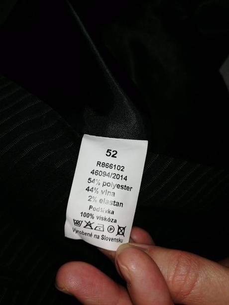 Spoločenská vesta, 52