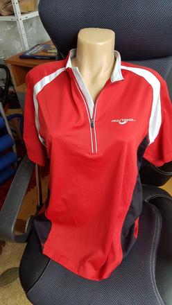 Sportove tricko, l
