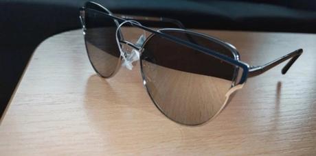 Slnečné okuliare, avon