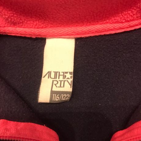 Mikina, authority,122