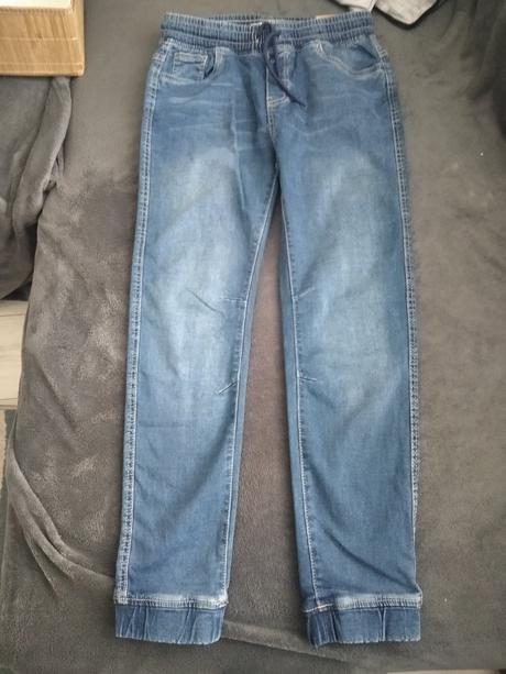 3 x nové chlapčenské rifle jogger, 158