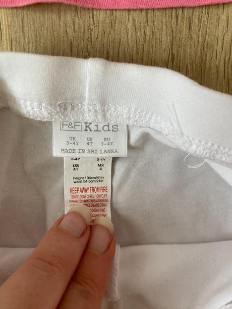 Tričko a kraťasy veľkosť 104, f&f,104