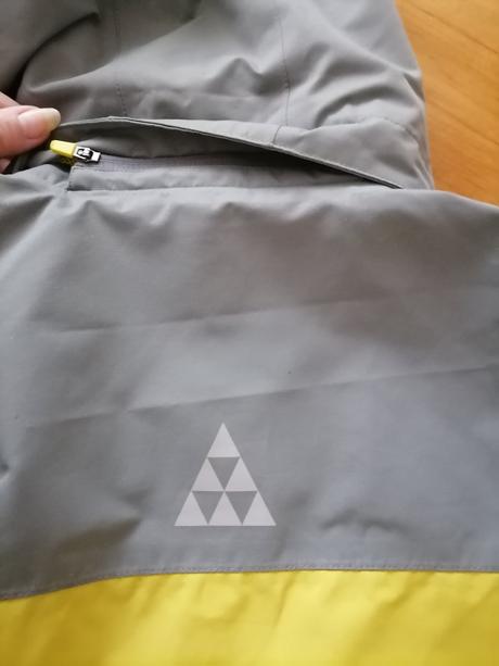 Nová outdoorová turistická bunda head zako, 152