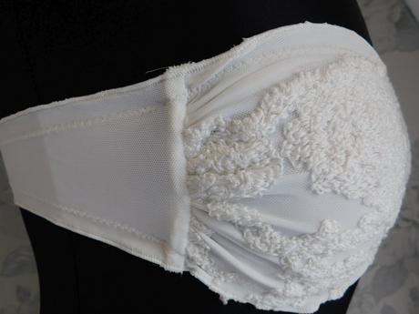 Luxusna plavkova podprsenka,mliečnej farby, 34 / 36 / xs