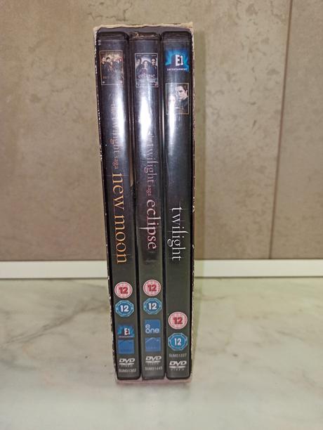 3x dvd the twilight saga the story so far, 