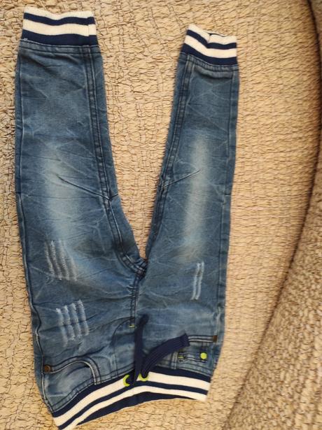 Predám pekné chlapč. riflové nohavice veľ. 98, kiki&koko,98