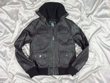Kvalitná kožená bunda, 38