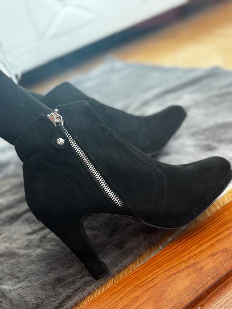 Členkové čižmičky na opätku, 39