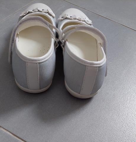 Sviatočné topanky č.28, cupcake,28