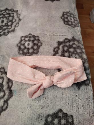 Krasna ruzova celenka, 146