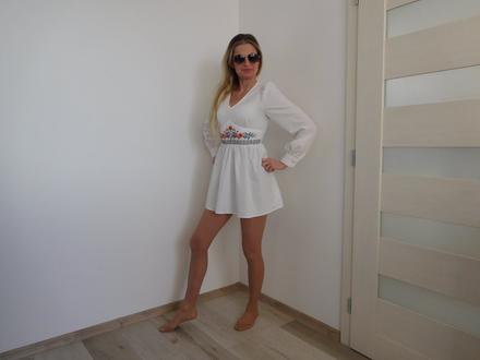 Šaty biele krátke dámske ozdobný pás-s, s