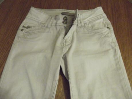 Dievčenské nohavice, 146