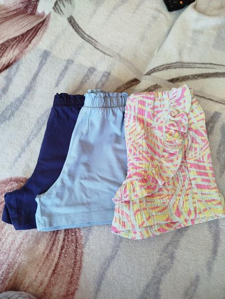 Darujem balíček č. 122/128, sinsay,128