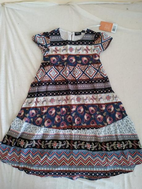 Krásne dlhé letné satocky pre veľkú paradnicu, lupilu,92