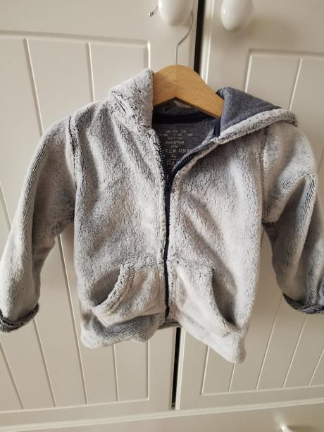 Teplá mikina s kapucňou, f&f,80