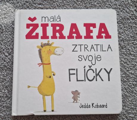 Mala zirafa stratila svoje fliaciky, 