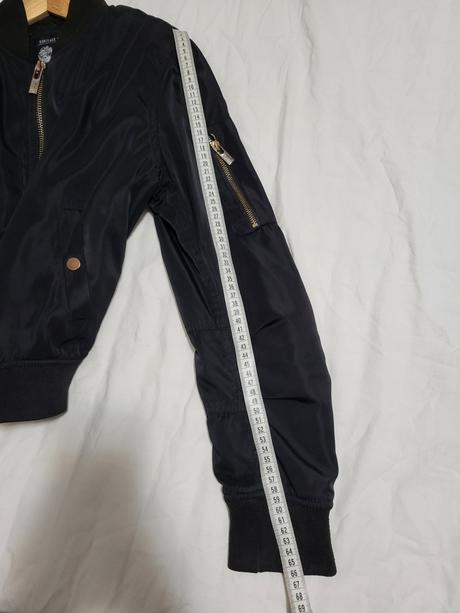 Čierna bombera urbansurface, l