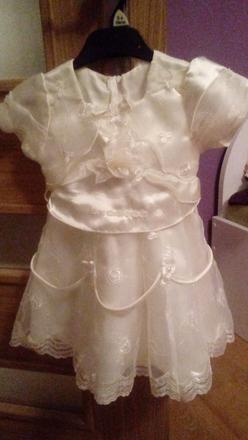 Saty na krst alebo svadbu, 86