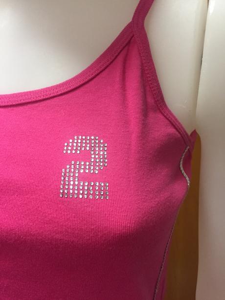 Top s flitrami a kamienkami, xl sedí skôr m, m