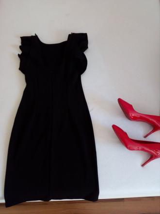 Nadherne koktailove saty, s