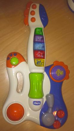 Gitarka chicco, 