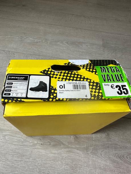 Topánky prechodné,turistické, spevnené dunlop, dunlop,37