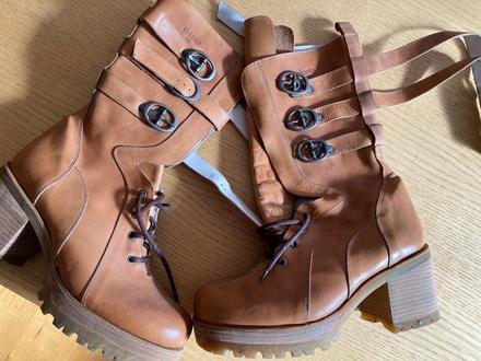 El dantes čižmy, 40