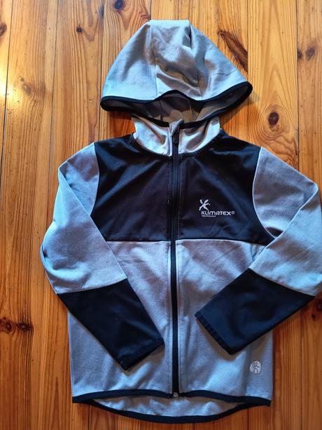 Športová bunda, 122