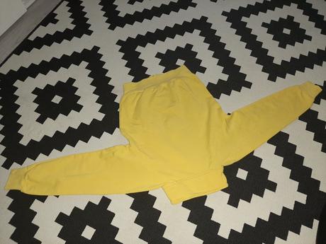 Sportová tepláková mikinka na 6-9r. artena, 134