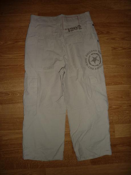 Peknucke tristvrtaky, 140