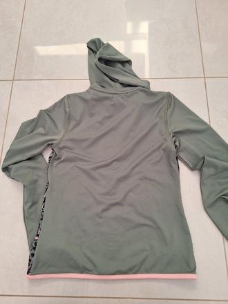 Predam tenku mikinu, h&m,134