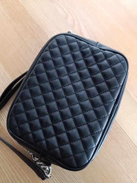 Čierna kabelka guess, guess