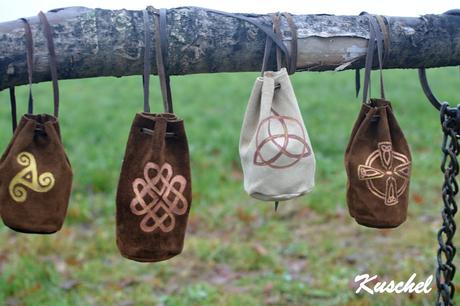 Maľované kožené vrecúška, 