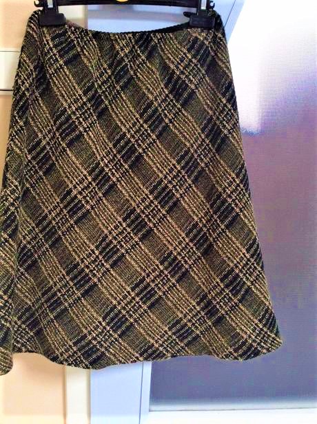 Teplá uzlíková sukňa m/l, l