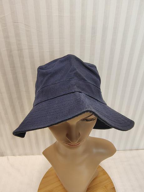 Dámsky tmavo modrý klobúk, lancome, č. 603, 