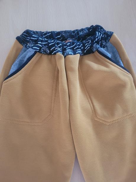 Zateplené tepláky 104/110 happy, 104