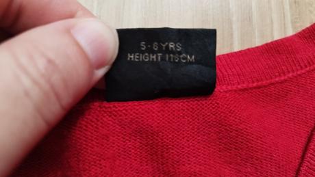 Červený sveter next 116, next,116