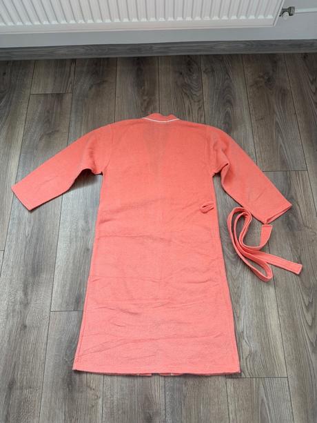 Ružový župán, 152