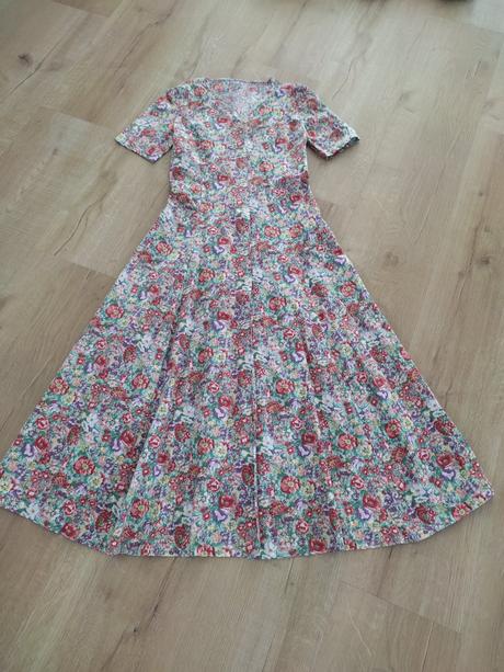 Krásne letné saty, s