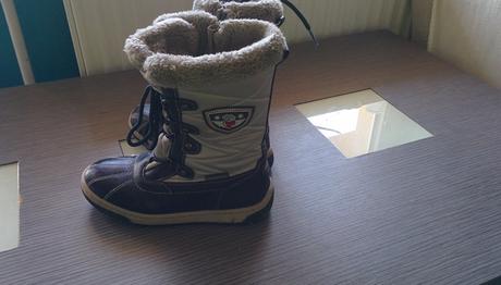 Malo nosené, moderné, 30