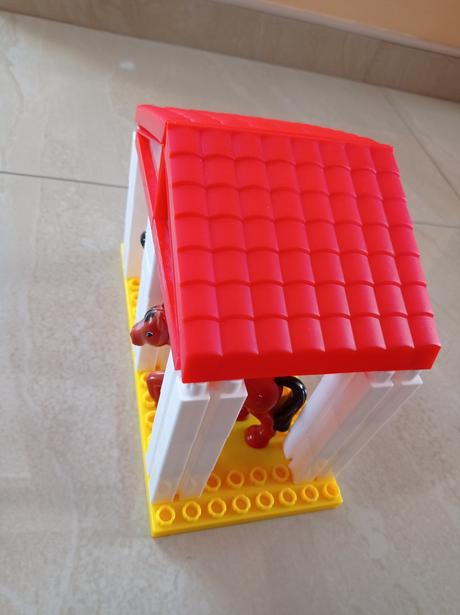 Stavebnica konská maštaľ, 