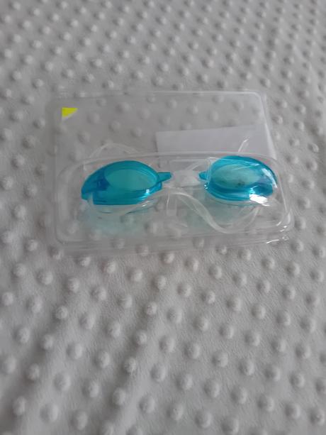 Plavecke okuliare,