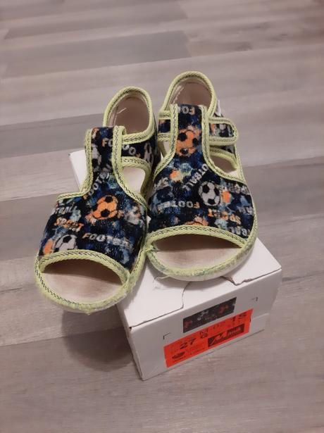 Papucky s otvorenou spickou zn. manik v. 27, manik,27