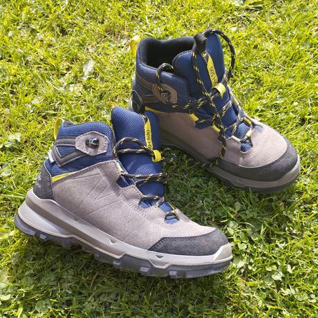 Turistické topanky, 35