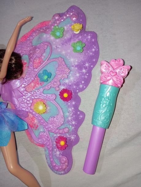 Barbie motýľ flower 'n flutter fairy teresa 2011,