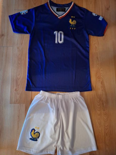 Dres mbappe, 164