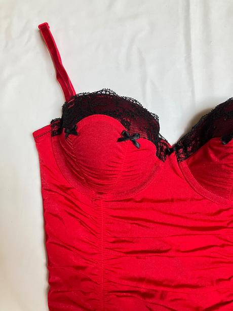 Dámsky červený čipkovaný korzet na ramienka, c&a,xs