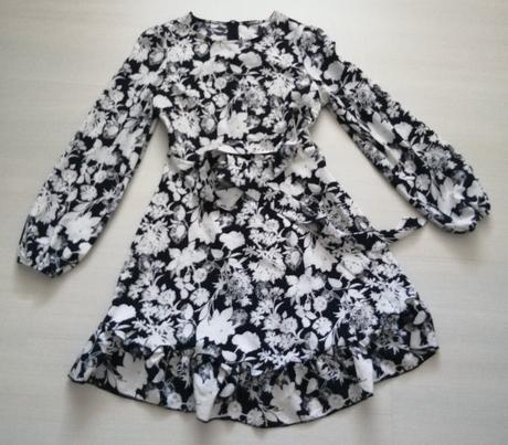 Krasne kvetovane saty vel s, s