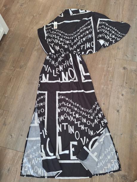 Saty black-white, s